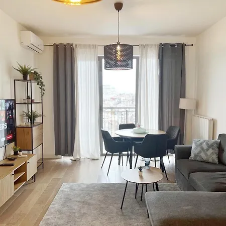 Waterfront Apartment Belgrade